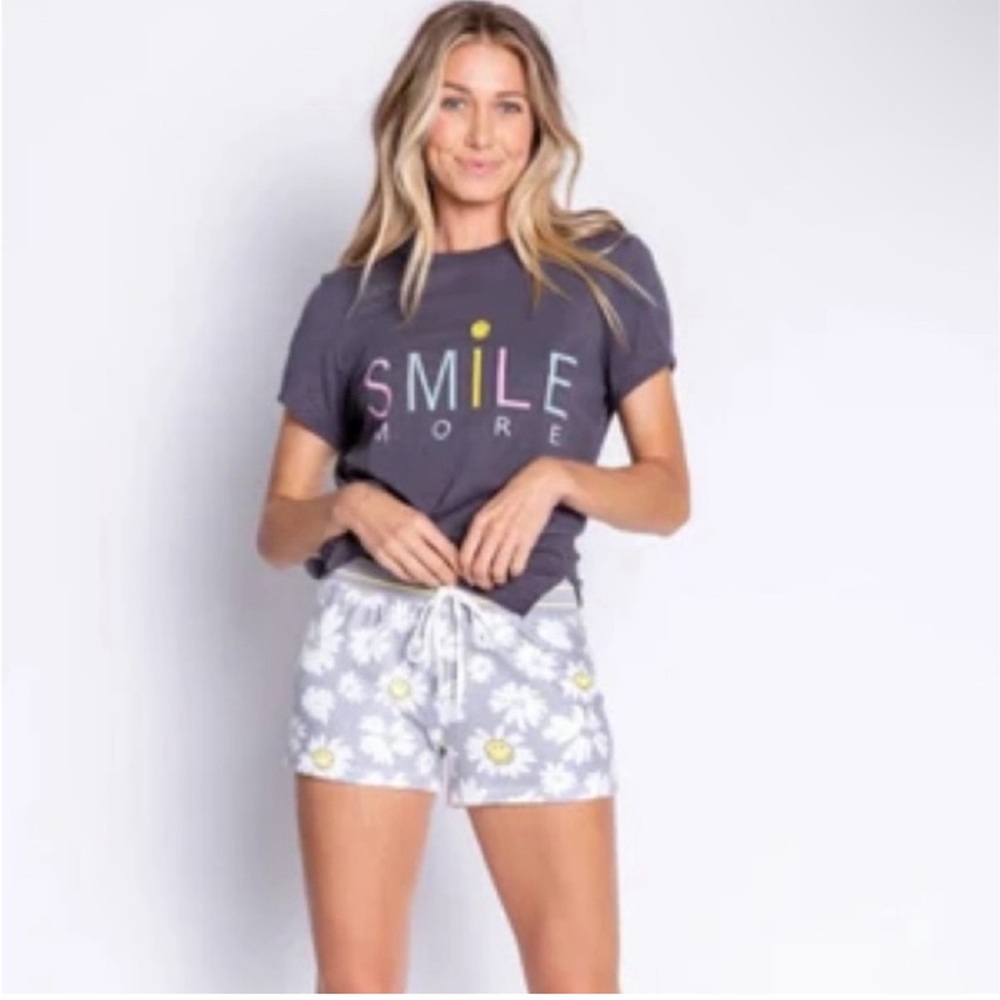🌼 NWT PJ SALVAGE SMILEY SHORT GREY WHITE YELLOW PJ SLEEP/LOUNGE SHORTS WOMENS M